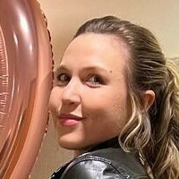 Taylor Tomlinson Nackt
