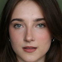 Tess Dinerstein Nackt