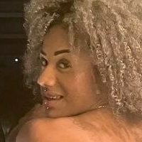 Thais Gomes Nackt