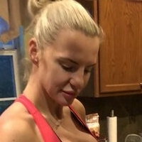 Tori Hendricz Nackt