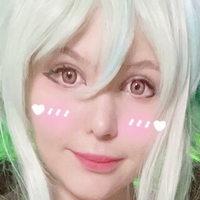 Tsuki Desu Nackt
