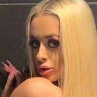 Ukblondebarbie Nackt