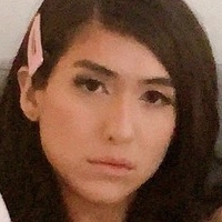 Uyuna Nackt