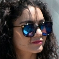 Vanessa Hudgens Sister Nackt