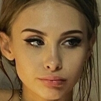 Venkillou Nackt