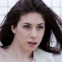 Victoria Ell-Beth Nackt
