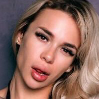Viksi Nackt