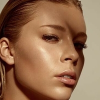 Viktoria Sonntag Nackt