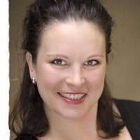 Xénia Molnár Nackt