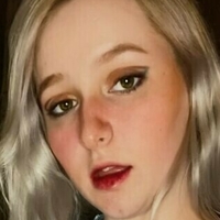 y0urnerdywh0re Nackt