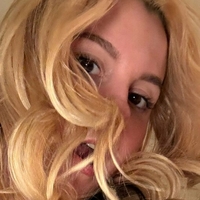 Yellz0 Aniela Nackt