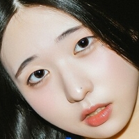 Yeonwoo Lee Nackt