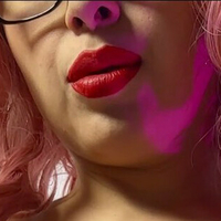 YourcurvyMom Nackt