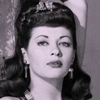 Yvonne De Carlo Nackt