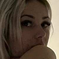 Zara Mander Nackt
