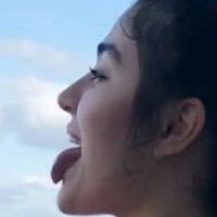 Zhale Nackt