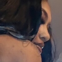 Zuri Nackt